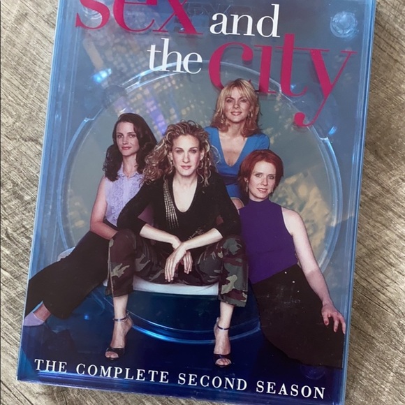 Sex and the city DVD 2nd and 5th seasons TV show Set - Picture 3 of 4